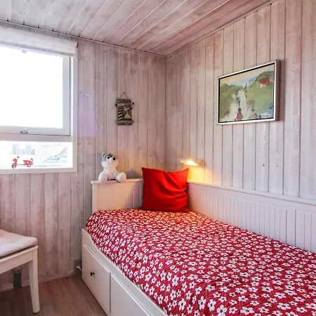Klakke - 900m From The Sea In Nw Jutland By Interhome * Lokken