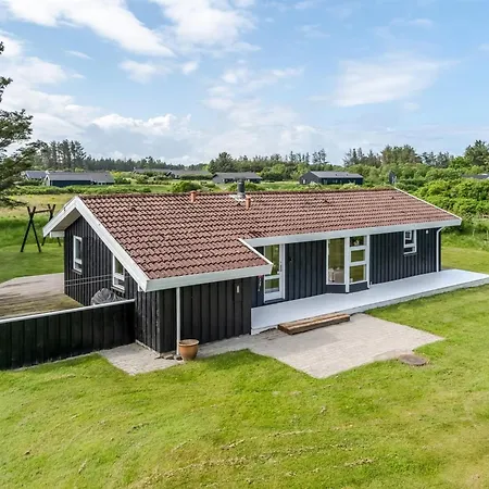 Klakke - 900m From The Sea In Nw Jutland By Interhome * Løkken